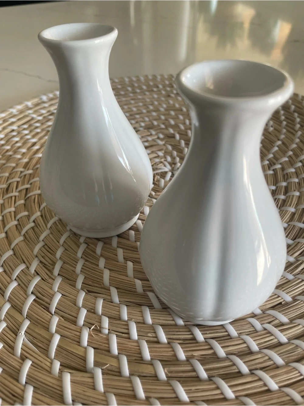 Hollowick Easy Florals White China Mini Curved Texture Bud Vases - Set of Two